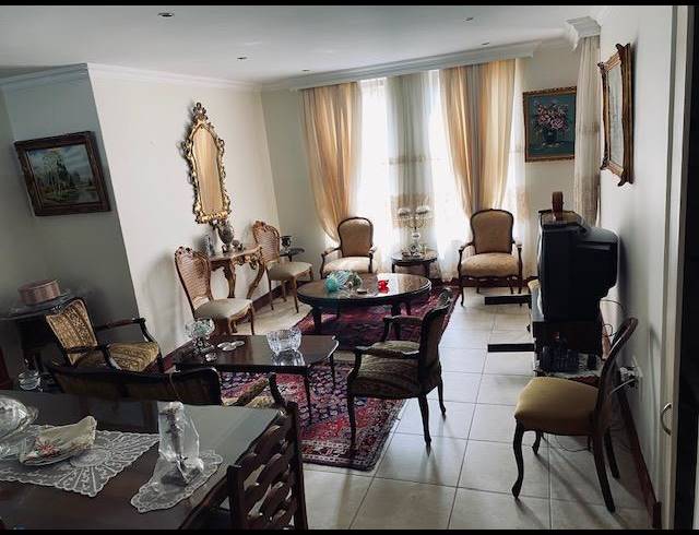 2 BEDROOM APARTMENT FOR SALE IN NEWLANDS